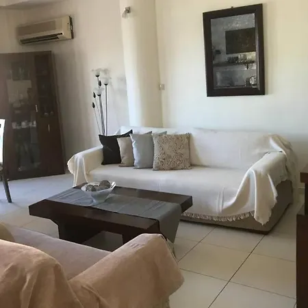 Udumbara Apartment *